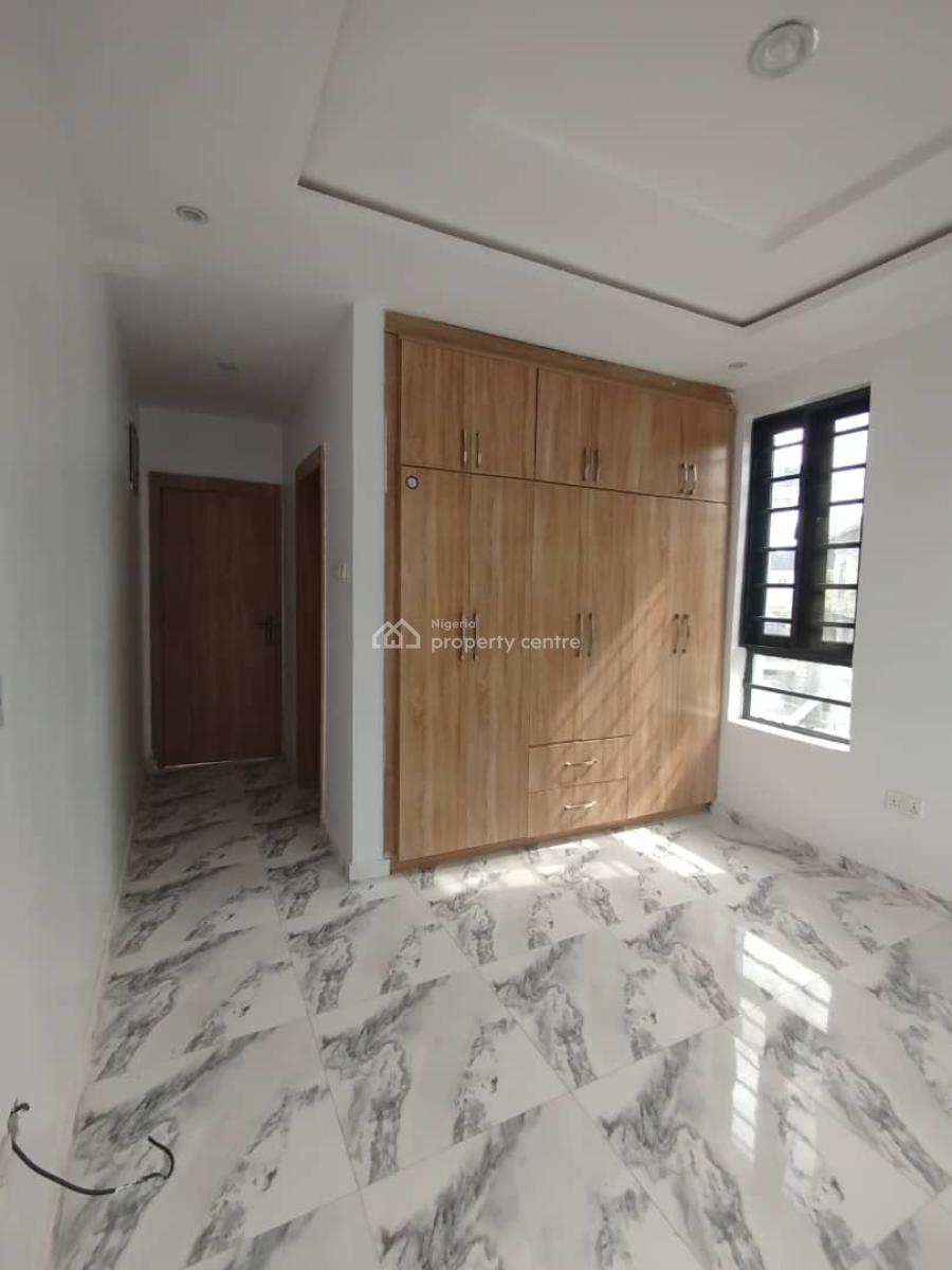 Spacious 2 Bedroom Apartment, Lakwoe, Ibeju, Lagos, Flat / Apartment for Rent