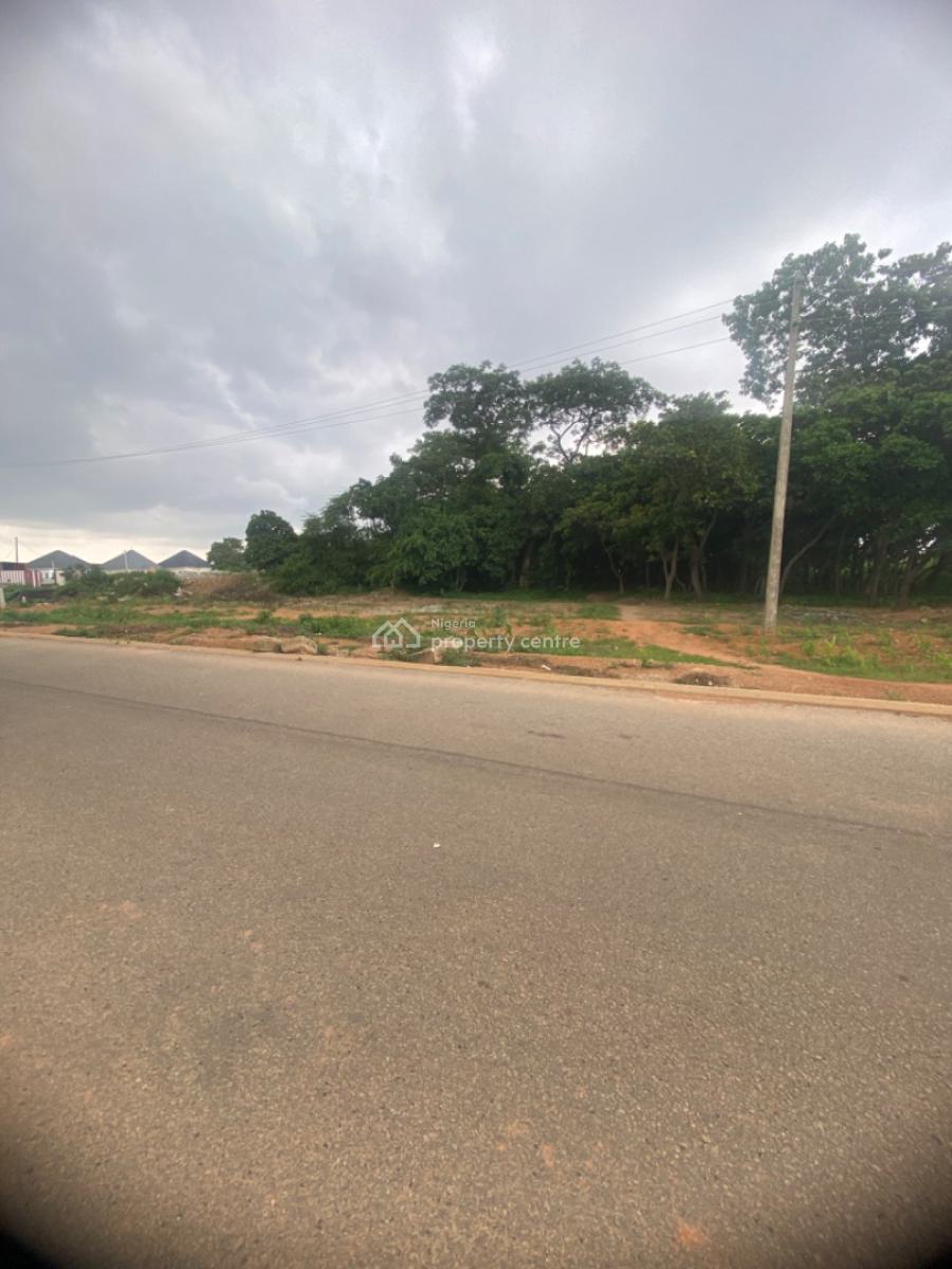 1 Heacter in Built Up Area , Commercial Purpose/you Can Convert, Life Camp, Abuja, Commercial Land for Sale