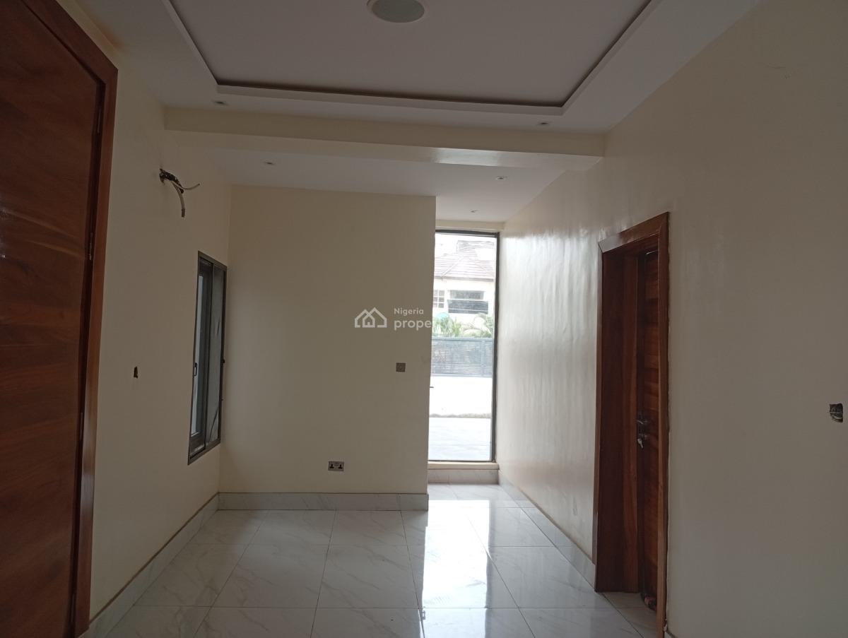 Top Luxury 6 Bedroom Detached House with 2 Rooms Bq on 500 Sqm, Off Durosimi Etti Drive, Lekki, Lagos, Detached Duplex for Sale