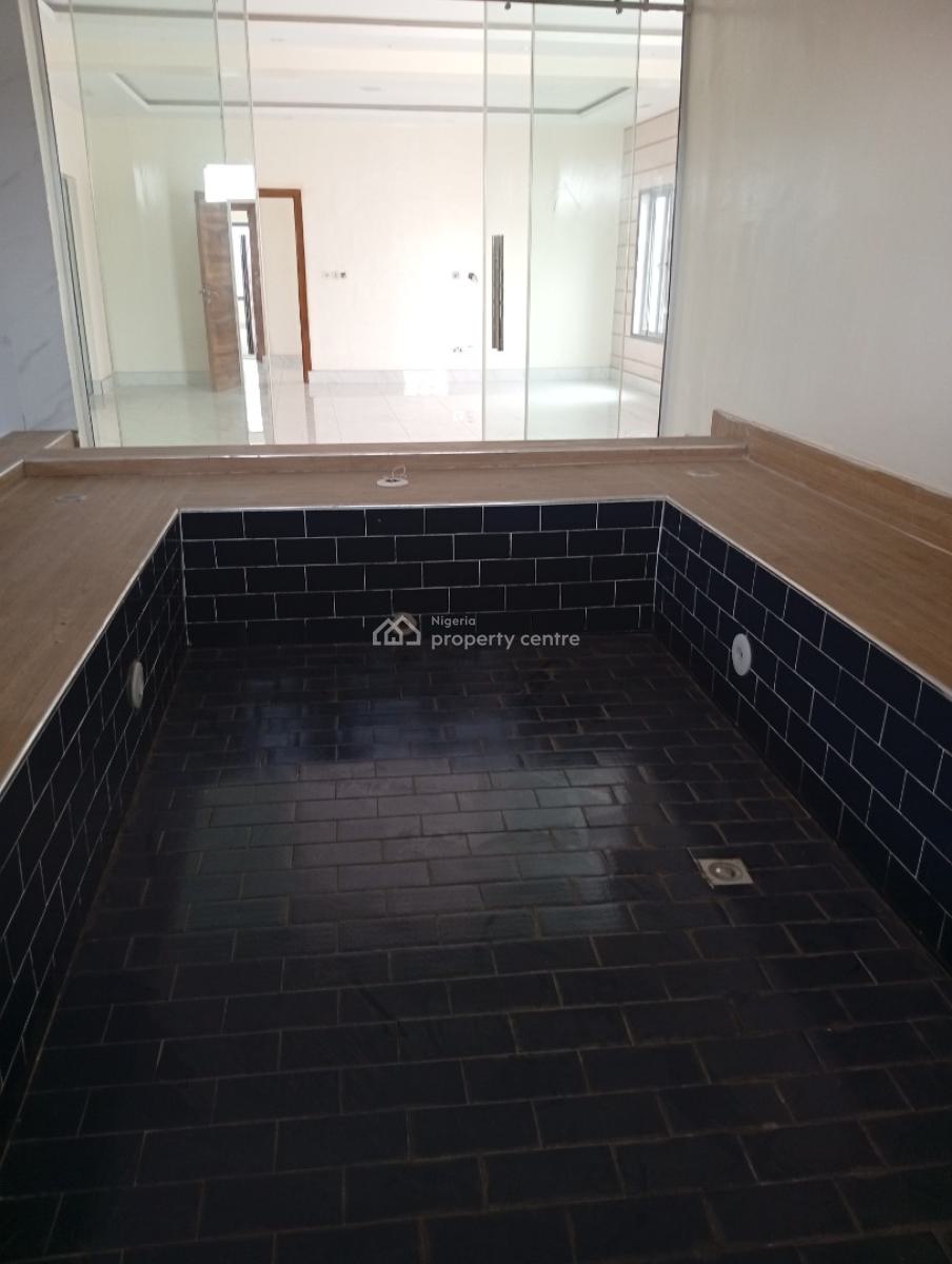 Top Luxury 6 Bedroom Detached House with 2 Rooms Bq on 500 Sqm, Off Durosimi Etti Drive, Lekki, Lagos, Detached Duplex for Sale