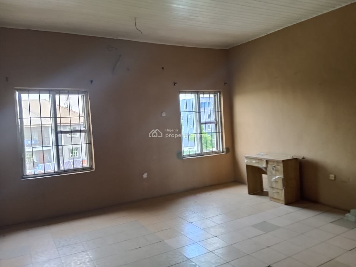 a Nice 3 Bedroom Flat, Sangotedo, Sangotedo, Ajah, Lagos, Flat / Apartment for Rent