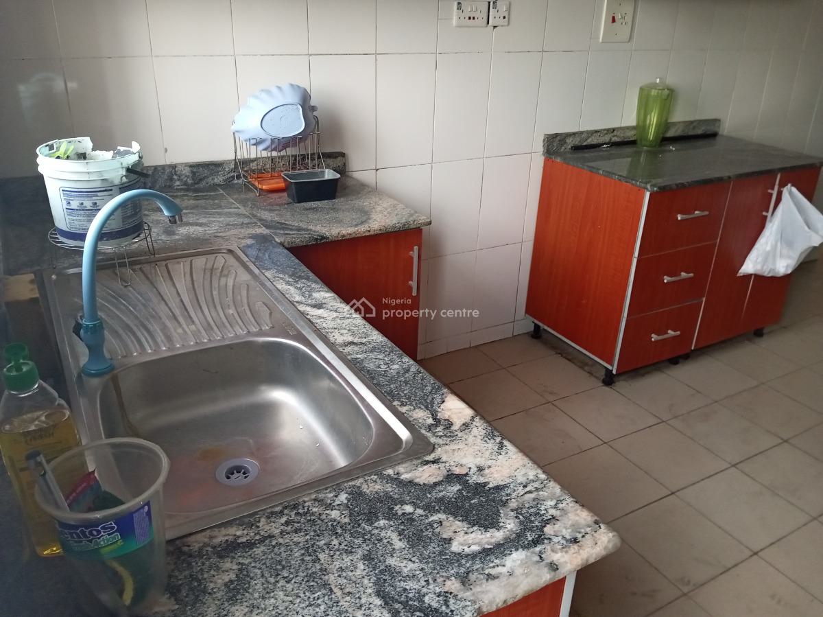 a Nice 3 Bedroom Flat, Sangotedo, Sangotedo, Ajah, Lagos, Flat / Apartment for Rent