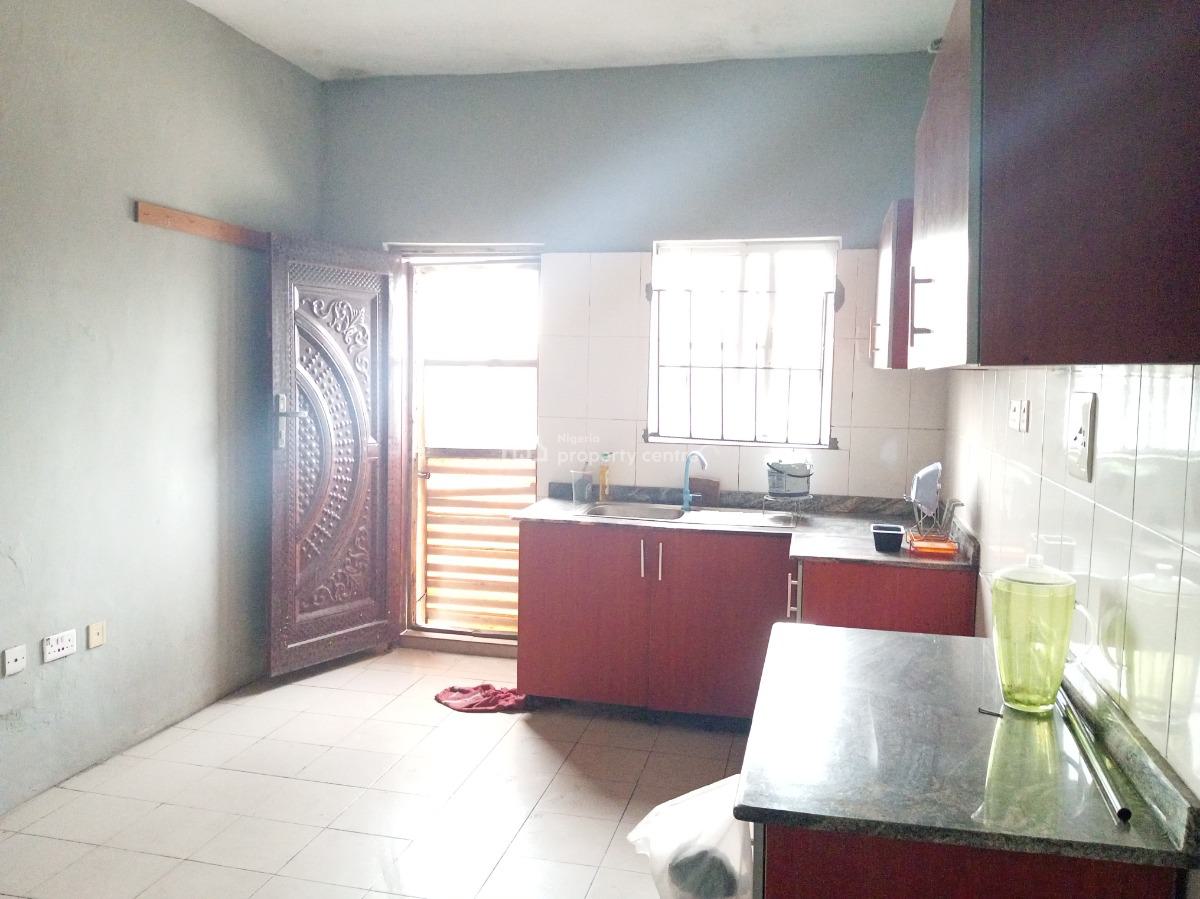 a Nice 3 Bedroom Flat, Sangotedo, Sangotedo, Ajah, Lagos, Flat / Apartment for Rent