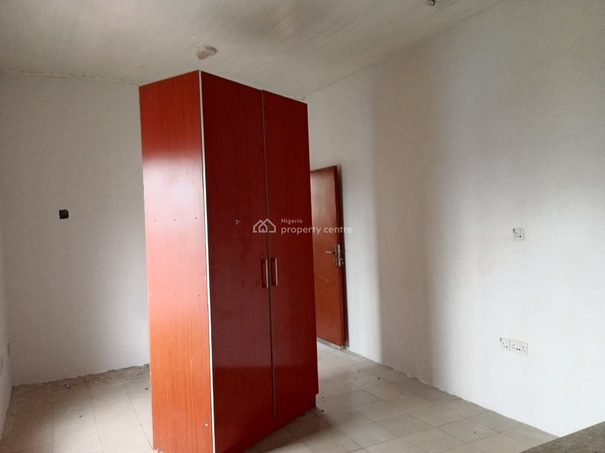 a Nice 3 Bedroom Flat, Sangotedo, Sangotedo, Ajah, Lagos, Flat / Apartment for Rent
