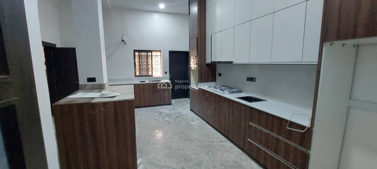Tastefully Finished 4-bedroom Terraced Duplex with Bq, Jahi, Abuja, Terraced Duplex for Rent