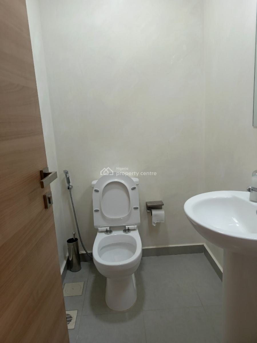 Furnished and Serviced 3 Bedroom Apartment, Guzape District, Abuja, Flat / Apartment for Rent