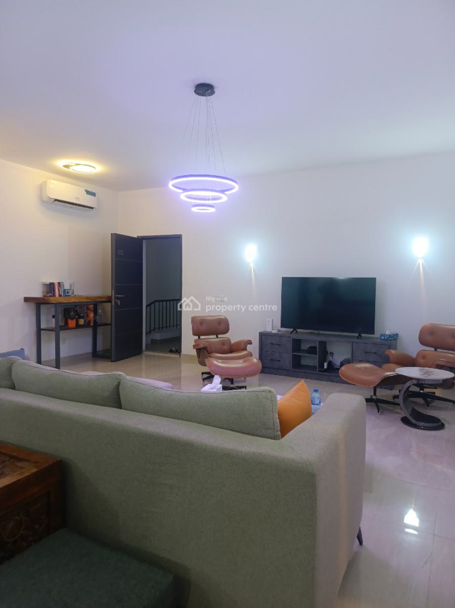 Furnished and Serviced 3 Bedroom Apartment, Guzape District, Abuja, Flat / Apartment for Rent