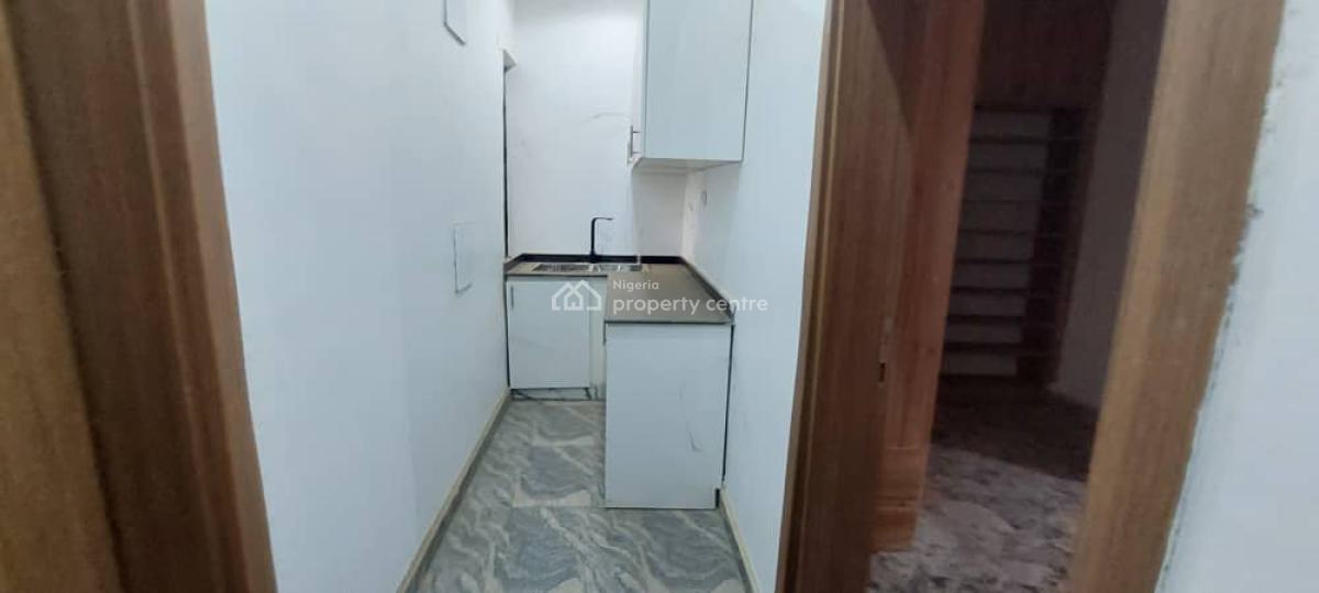 Tastefully Finished 4-bedroom Terraced Duplex with Bq, Jahi, Abuja, Terraced Duplex for Rent