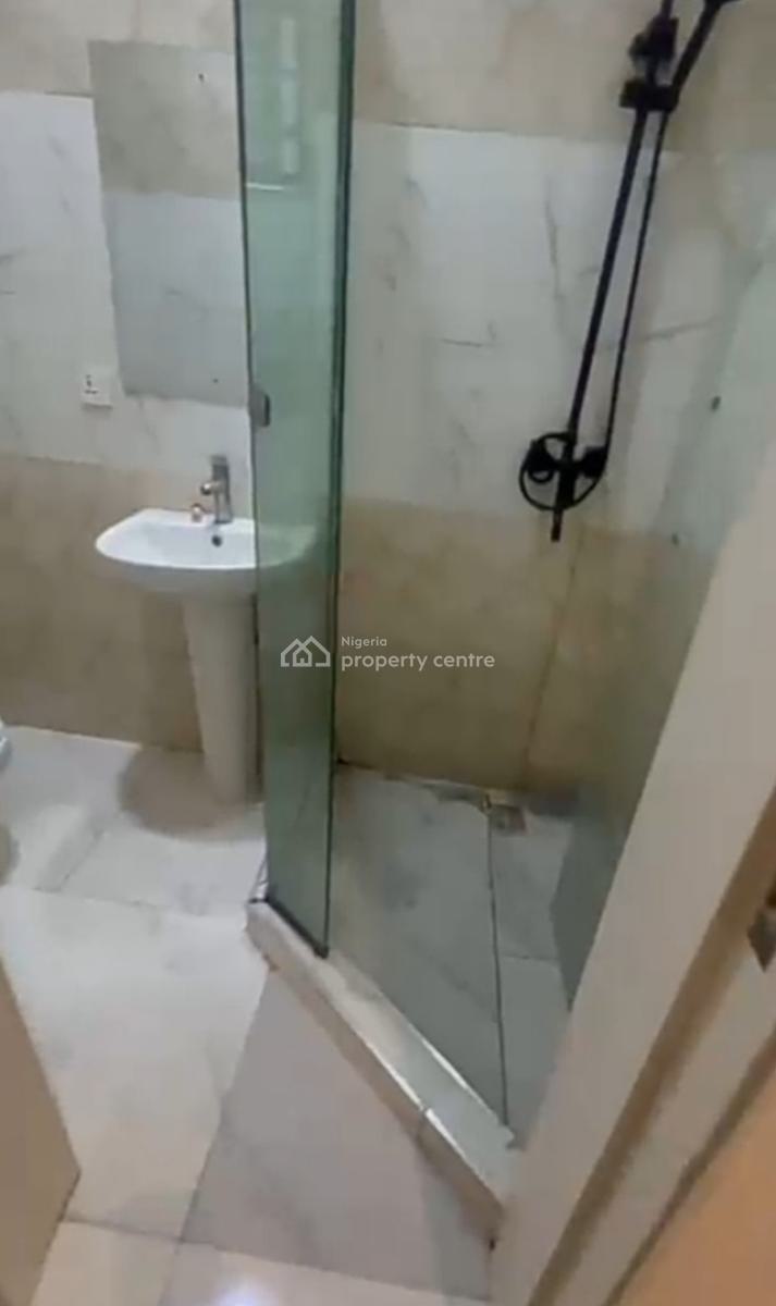 Standard Upstairs Bedroom in a Shared Apartment, Dpkay Estate Orchid Road, Lekki, Lagos, Self Contain (single Rooms) for Rent