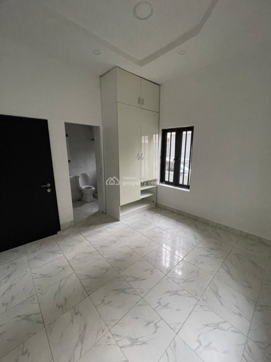 2 Bedroom Apartment, Ilasan, Lekki, Lagos, Flat / Apartment for Rent