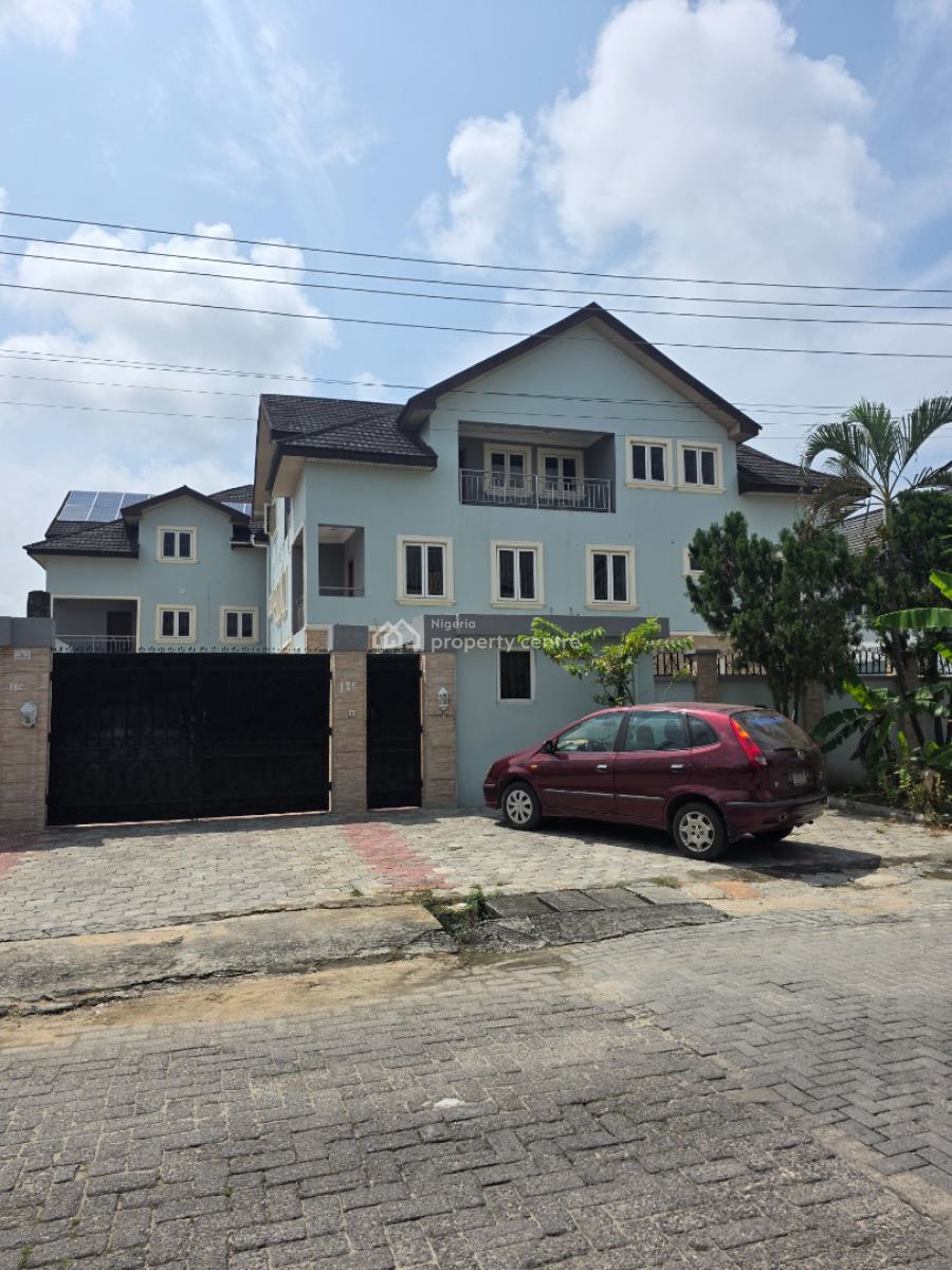 2bedrooms Flat with Bq, Off Admiralty Road, Lekki Phase 1, Lekki, Lagos, Flat / Apartment for Rent