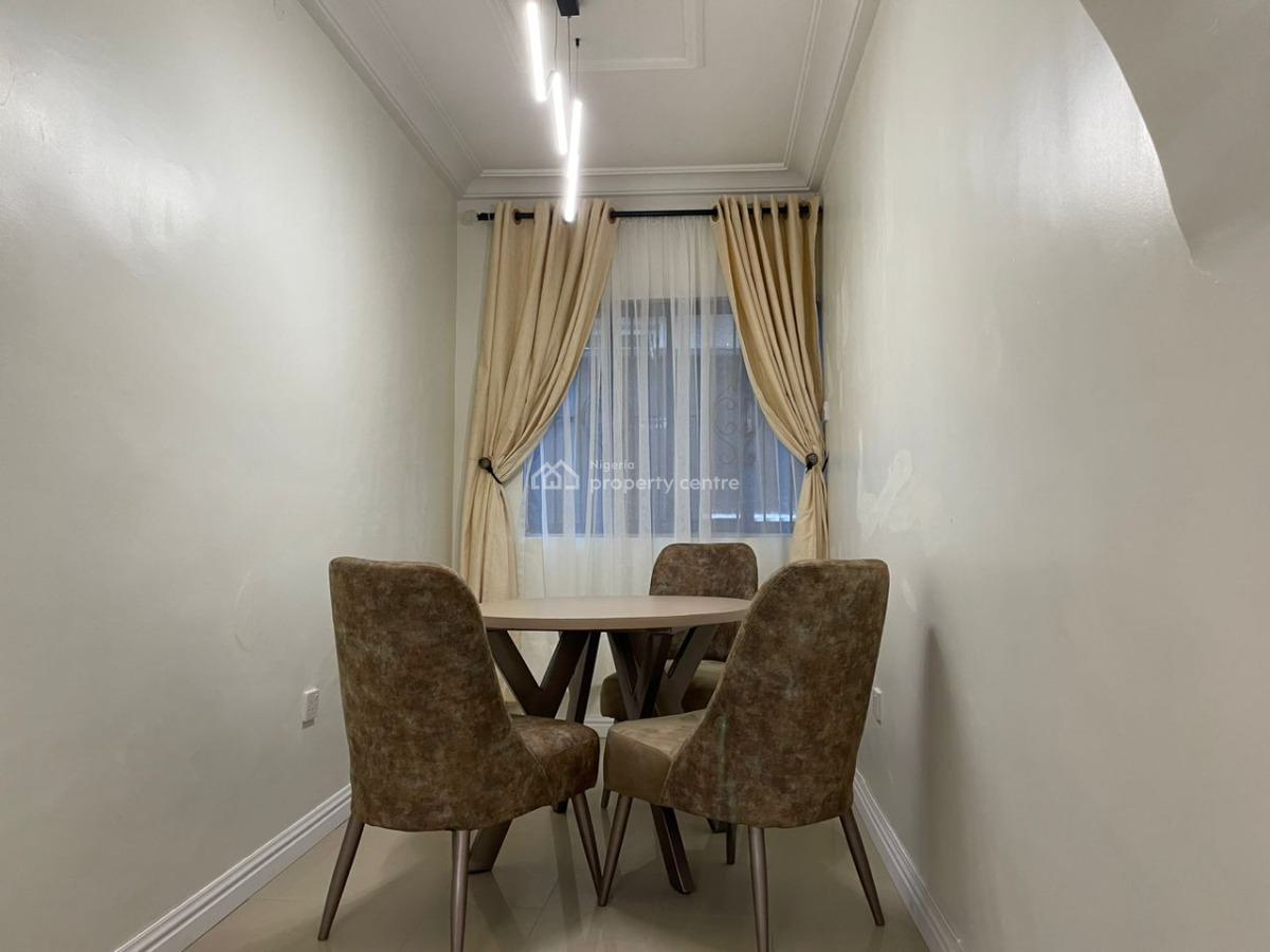 Luxury 3 Bedroom Apartment, Gra Phase 2, Magodo, Lagos, Flat / Apartment Short Let