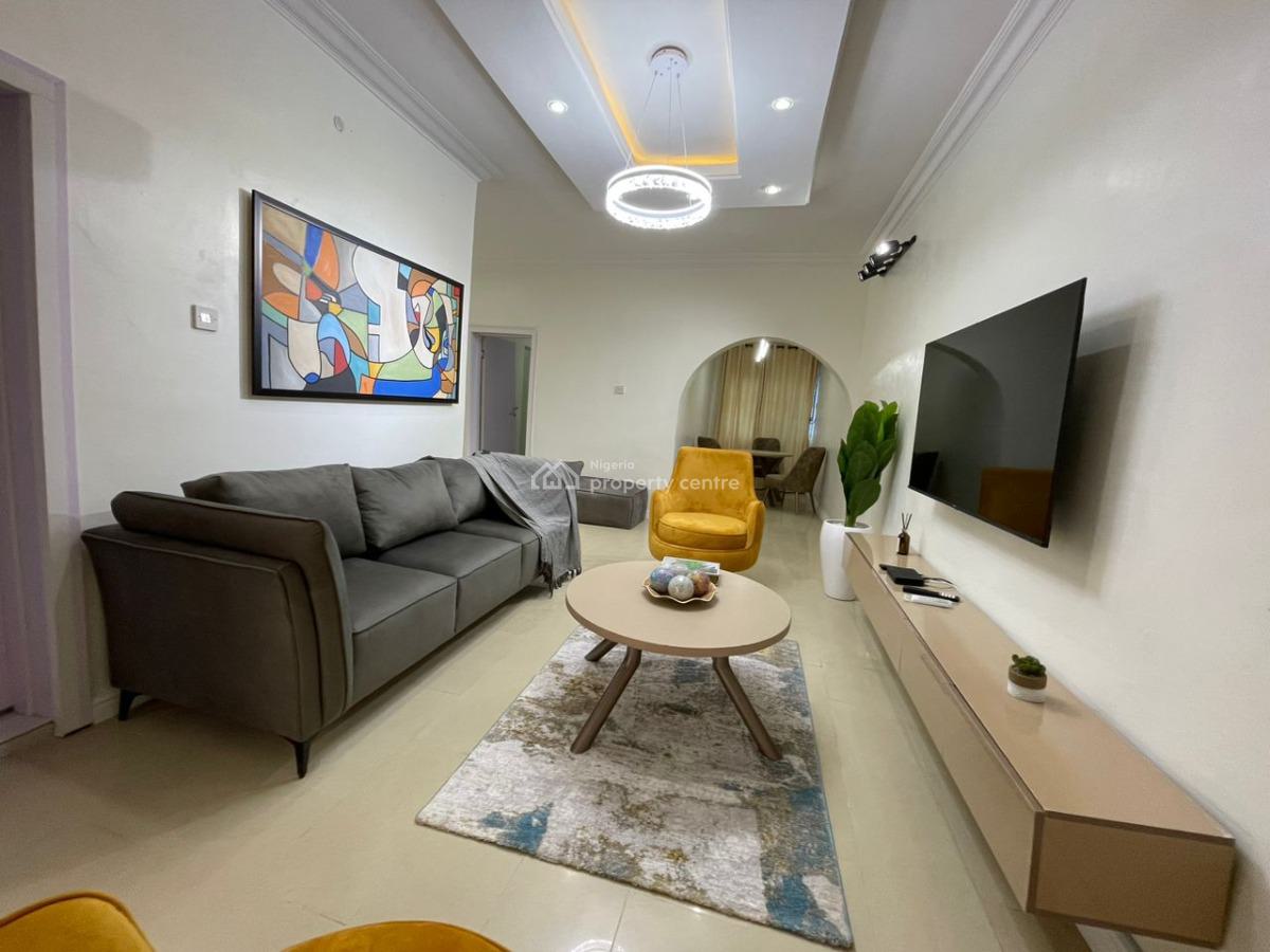 Luxury 3 Bedroom Apartment, Gra Phase 2, Magodo, Lagos, Flat / Apartment Short Let