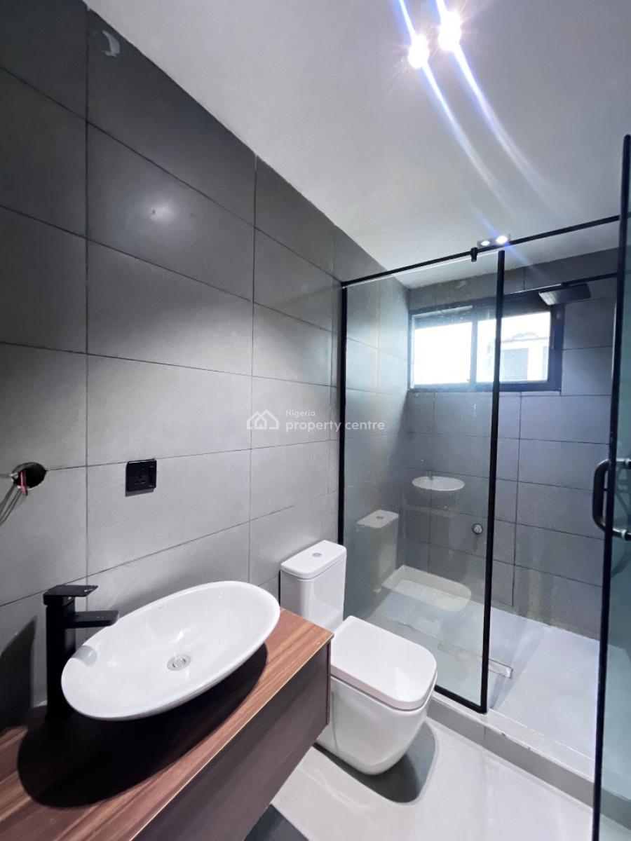 Spacious 2 Bedroom Apartment with Pool and Elevator, Ikate, Lekki, Lagos, Block of Flats for Sale