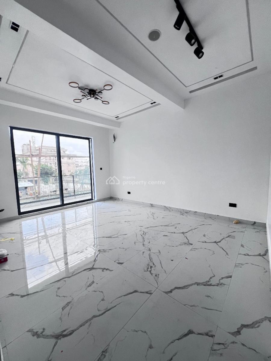 Properly Built 2 Bedroom Apartment with Pool, Elevator and Gym, Lekki Phase 1, Lekki, Lagos, Block of Flats for Sale