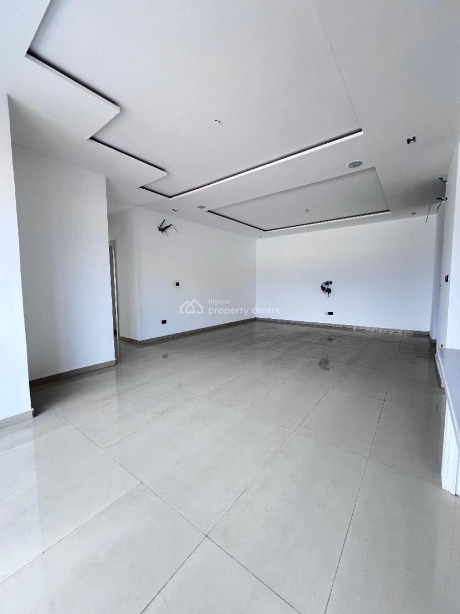 Large 3 Bedroom Apartment with Pool, Lekki Phase 1, Lekki, Lagos, Block of Flats for Sale