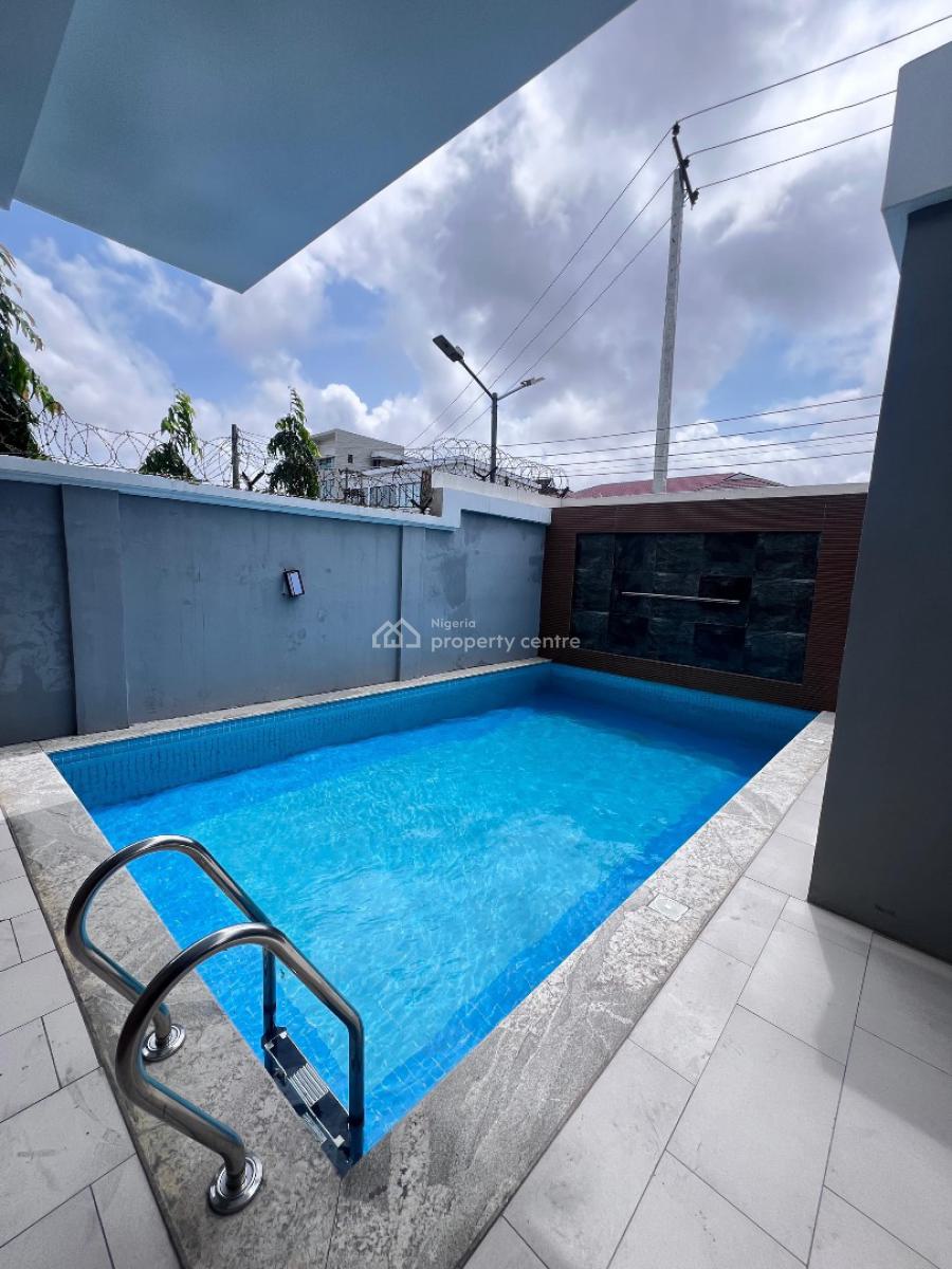 Large 3 Bedroom Apartment with Pool, Lekki Phase 1, Lekki, Lagos, Block of Flats for Sale