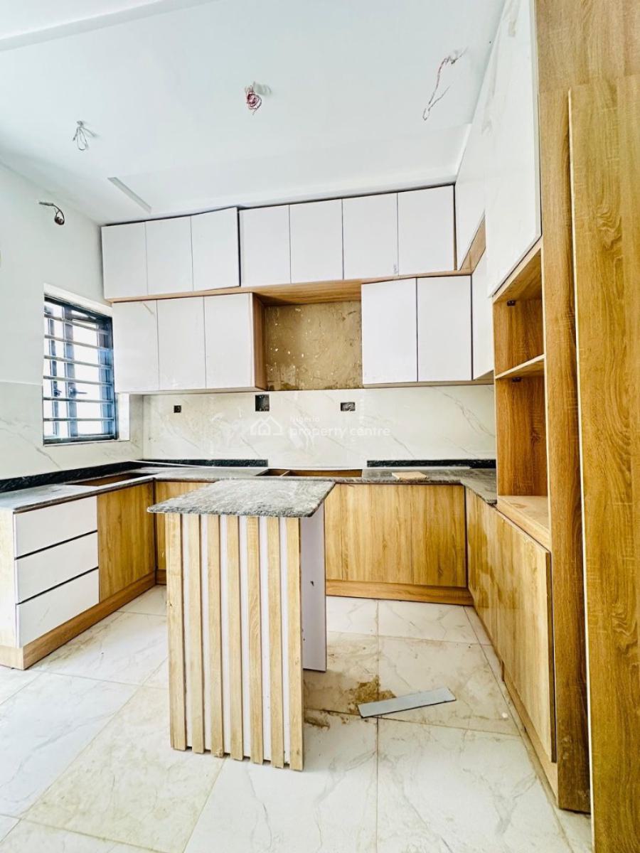 Luxury 3 Bedroom Duplex at Magodo Lagos Nigeria, Olowora Magodo Lagos, Magodo, Lagos, Semi-detached Duplex for Sale