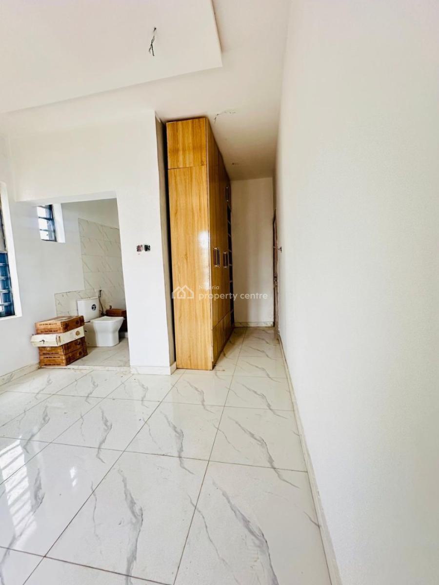 Luxury 3 Bedroom Duplex at Magodo Lagos Nigeria, Olowora Magodo Lagos, Magodo, Lagos, Semi-detached Duplex for Sale