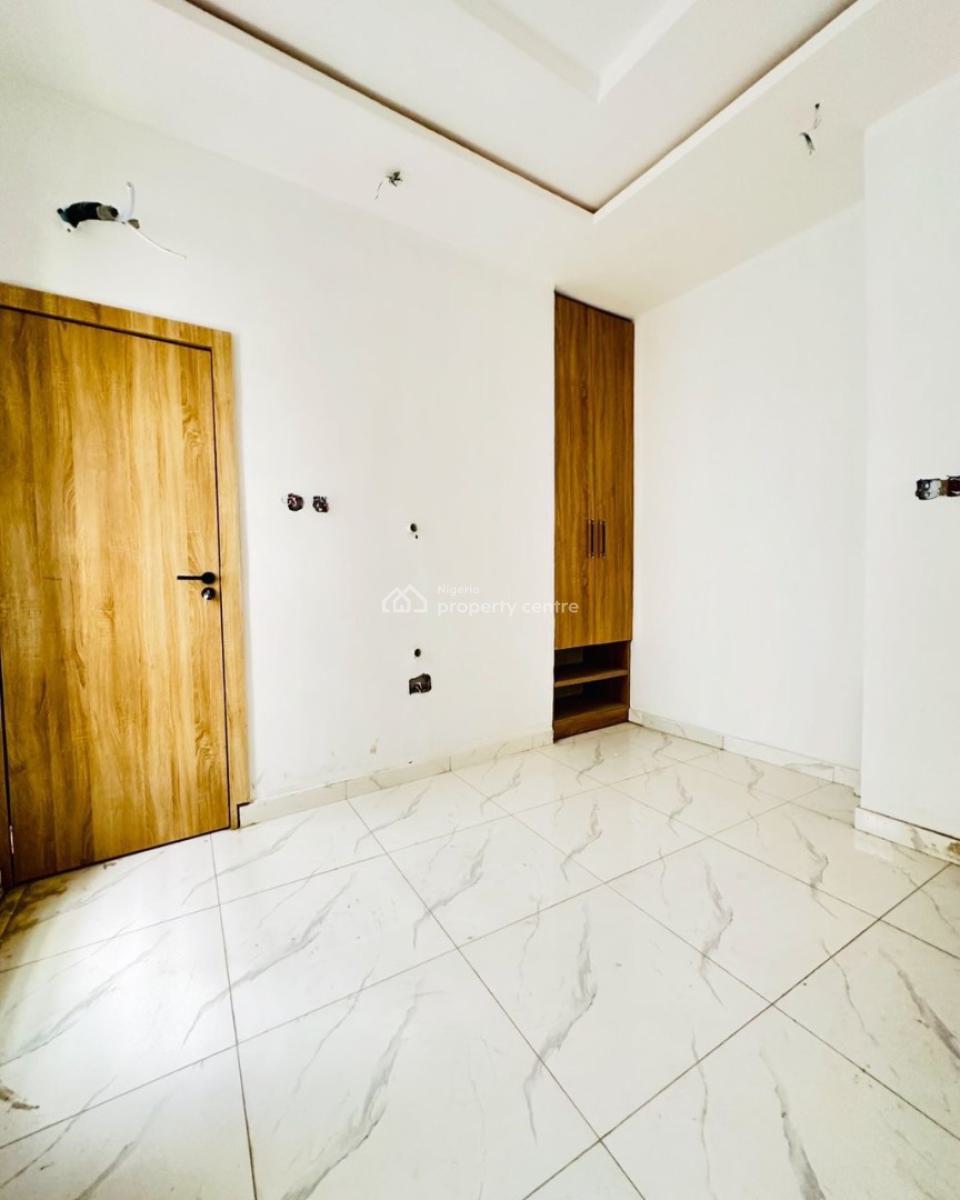 Luxury 3 Bedroom Duplex at Magodo Lagos Nigeria, Olowora Magodo Lagos, Magodo, Lagos, Semi-detached Duplex for Sale