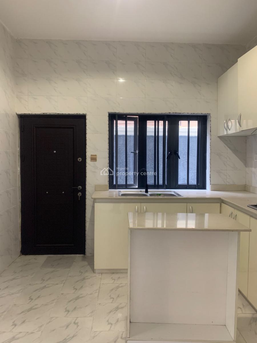 Serviced Spacious 2 Bedroom Apartment, Ikate, Lekki, Lagos, Flat / Apartment for Rent