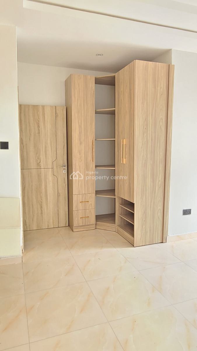 2 Bedroom Semi Furnished with Inverter, Nike Art Gallery Axis, Ikate Elegushi, Lekki, Lagos, Flat / Apartment for Rent