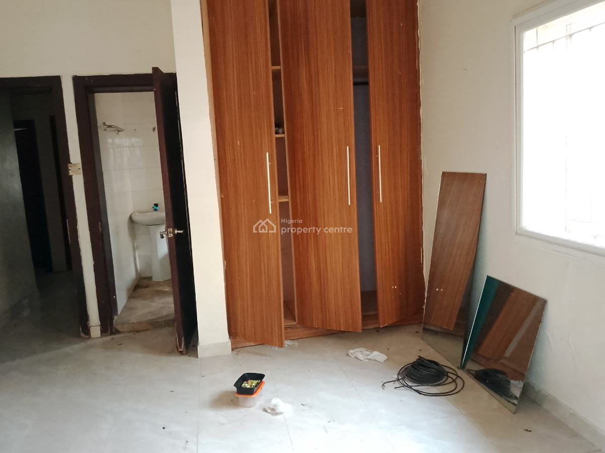 a Room Shared Apartment, First Unity Estate, Badore Road, Ajah Lekki Lagos, Badore, Ajah, Lagos, Self Contain (single Rooms) for Rent