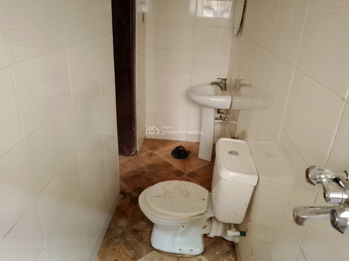 a Room Shared Apartment, First Unity Estate, Badore Road, Ajah Lekki Lagos, Badore, Ajah, Lagos, Self Contain (single Rooms) for Rent