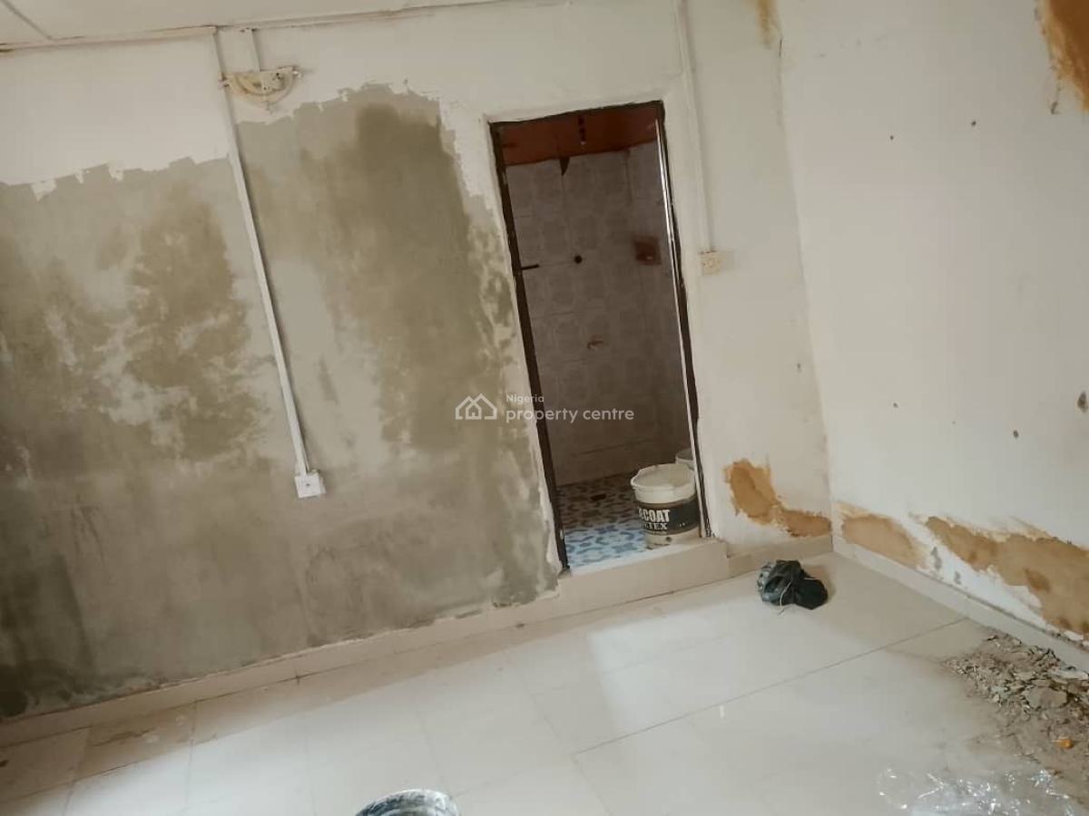 Nice Miniflat, Adeniyi Jones, Ikeja, Lagos, Flat / Apartment for Rent