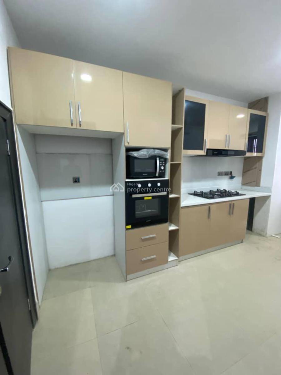 Contemporary 4 Bedroom Maisonette in a Serene Environment, Surulere, Lagos, House for Sale