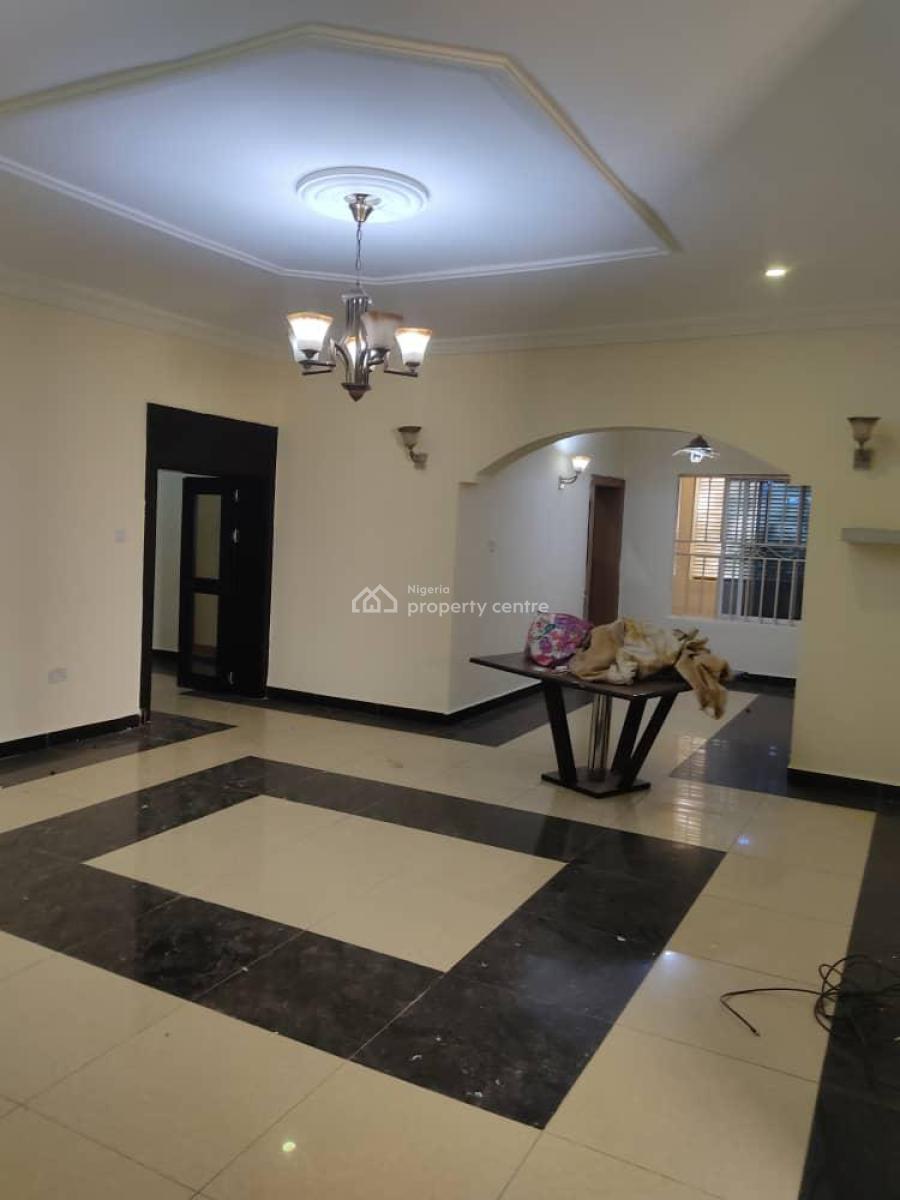 Tastefully Finished 3 Bedroom Flat with a Bq, Guzape Main, Guzape District, Abuja, Flat / Apartment for Rent