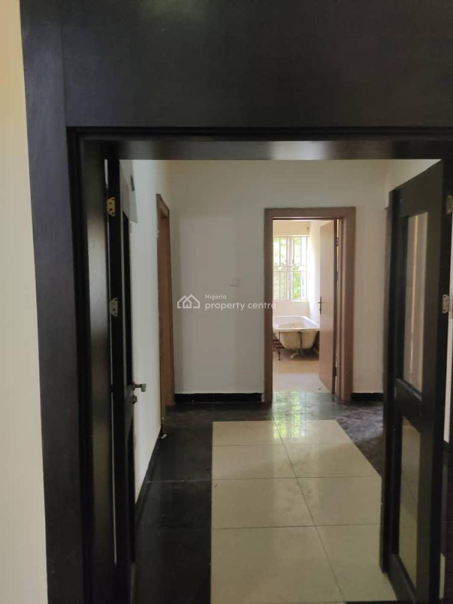 Tastefully Finished 3 Bedroom Flat with a Bq, Guzape Main, Guzape District, Abuja, Flat / Apartment for Rent