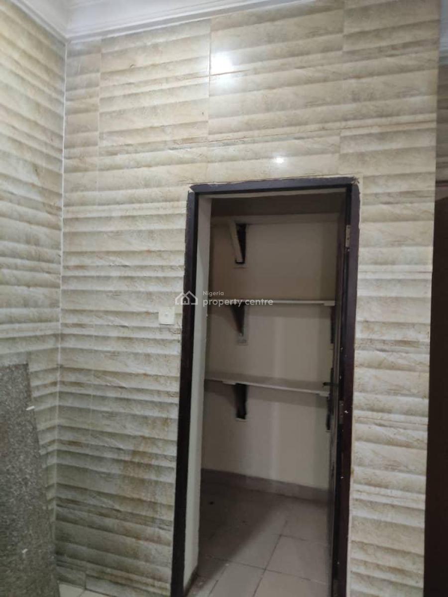 Tastefully Finished 3 Bedroom Flat with a Bq, Guzape Main, Guzape District, Abuja, Flat / Apartment for Rent