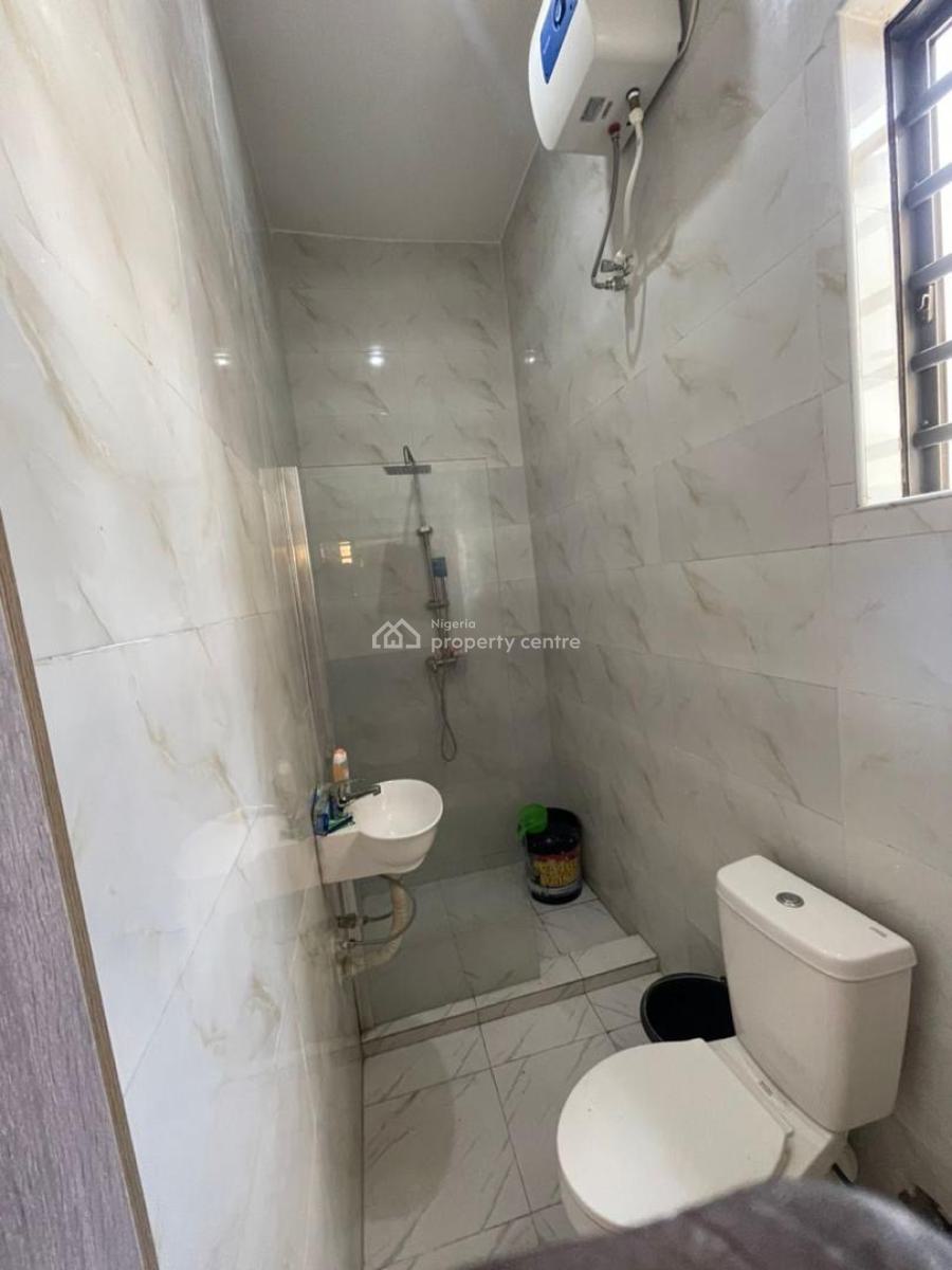 3 Bedroom Terrace Duplex with Bq, Vgc, Lekki, Lagos, Terraced Duplex for Rent