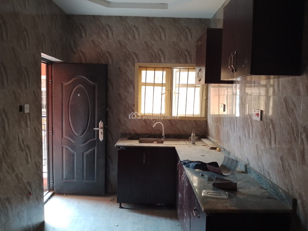 a Room Shared Apartment, Marbel Estate, By Jonaith Hotel, Sangotedo, Sangotedo, Ajah, Lagos, Self Contain (single Rooms) for Rent