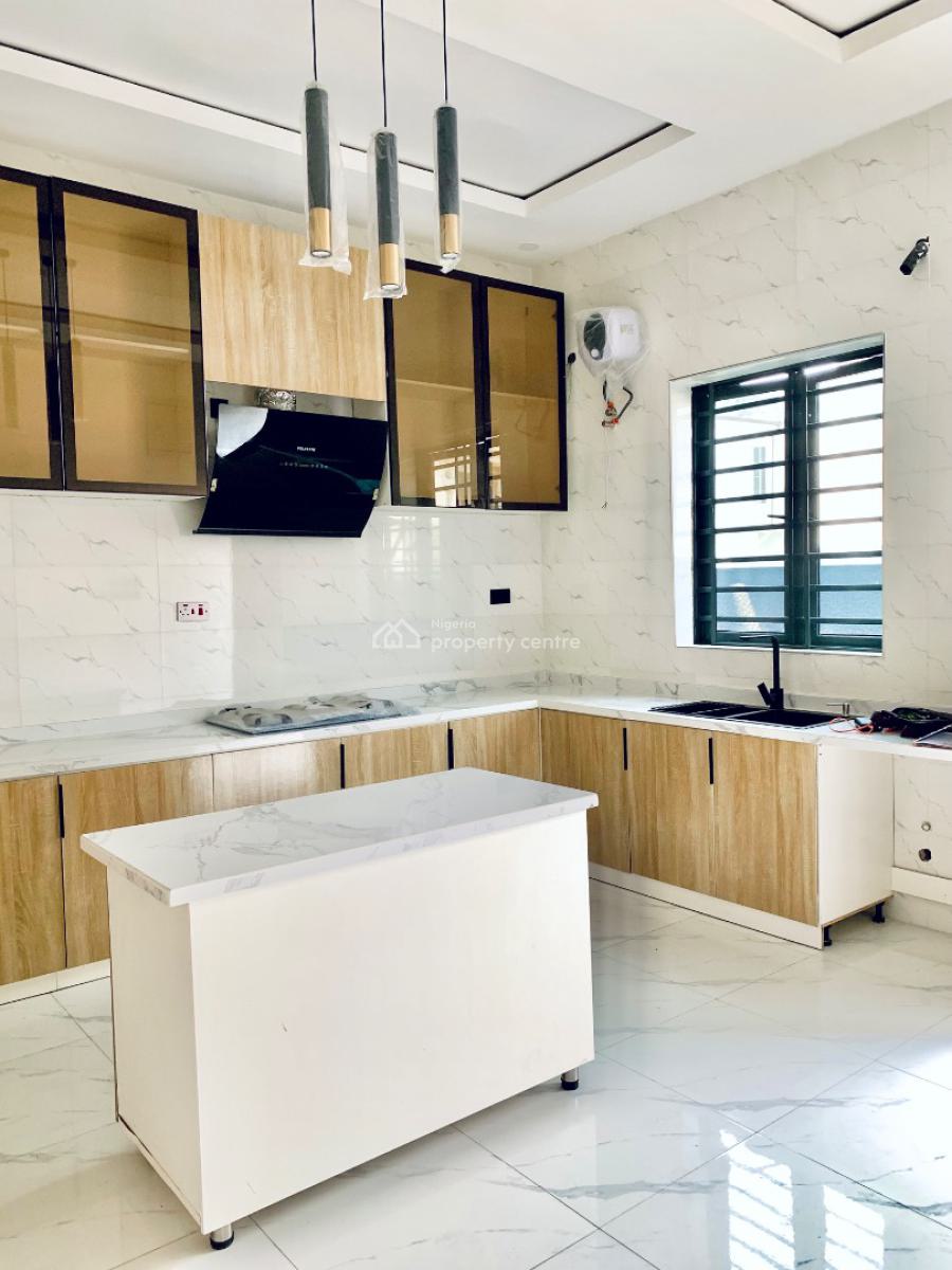 Ideal Family Residence with Thoughtful Layout, Ikota, Lekki, Lagos, Detached Duplex for Sale