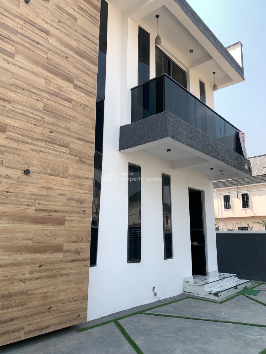 Ideal Family Residence with Thoughtful Layout, Ikota, Lekki, Lagos, Detached Duplex for Sale