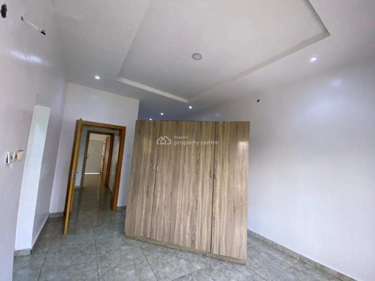 Tastefully Finished 4 Bedrooms Terrace Duplex with a Bq, Guzape Main, Guzape District, Abuja, Terraced Duplex for Rent
