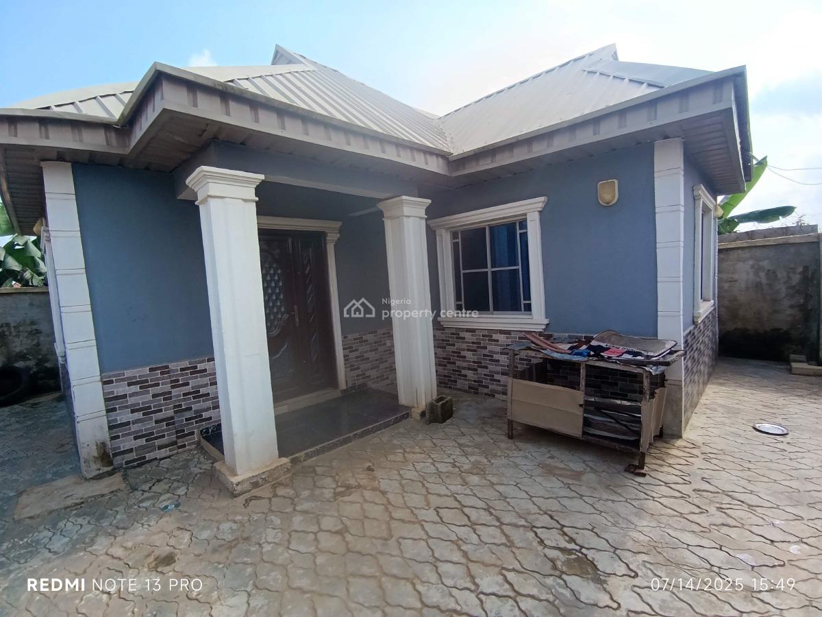 Fine Renovated Room Nd Parlor Self Contained Alone in Compound Prepaid, Itele Close to Ayobo Lagos, Ado-odo/ota, Ogun, Mini Flat (room and Parlour) for Rent
