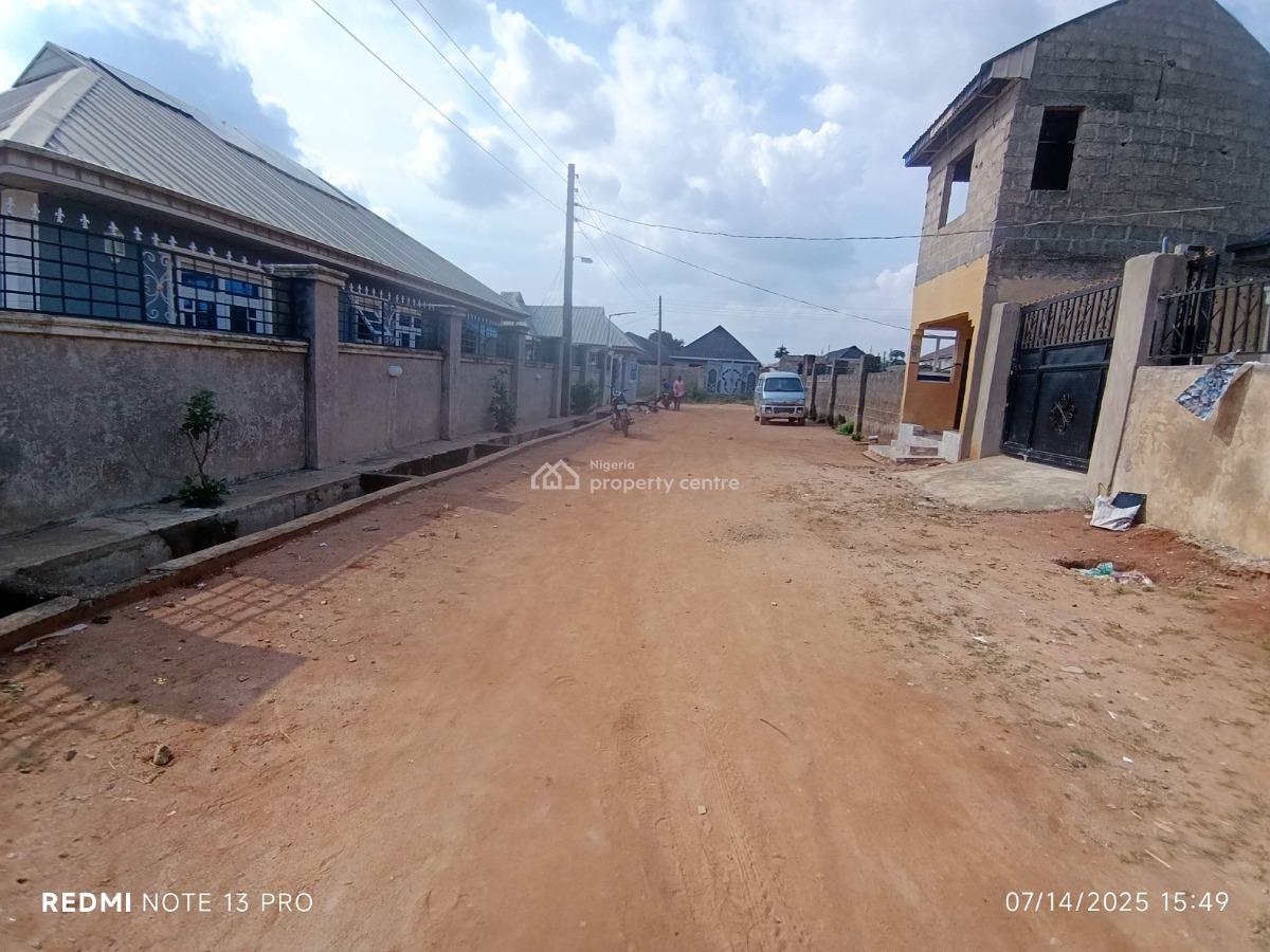 Fine Renovated Room Nd Parlor Self Contained Alone in Compound Prepaid, Itele Close to Ayobo Lagos, Ado-odo/ota, Ogun, Mini Flat (room and Parlour) for Rent