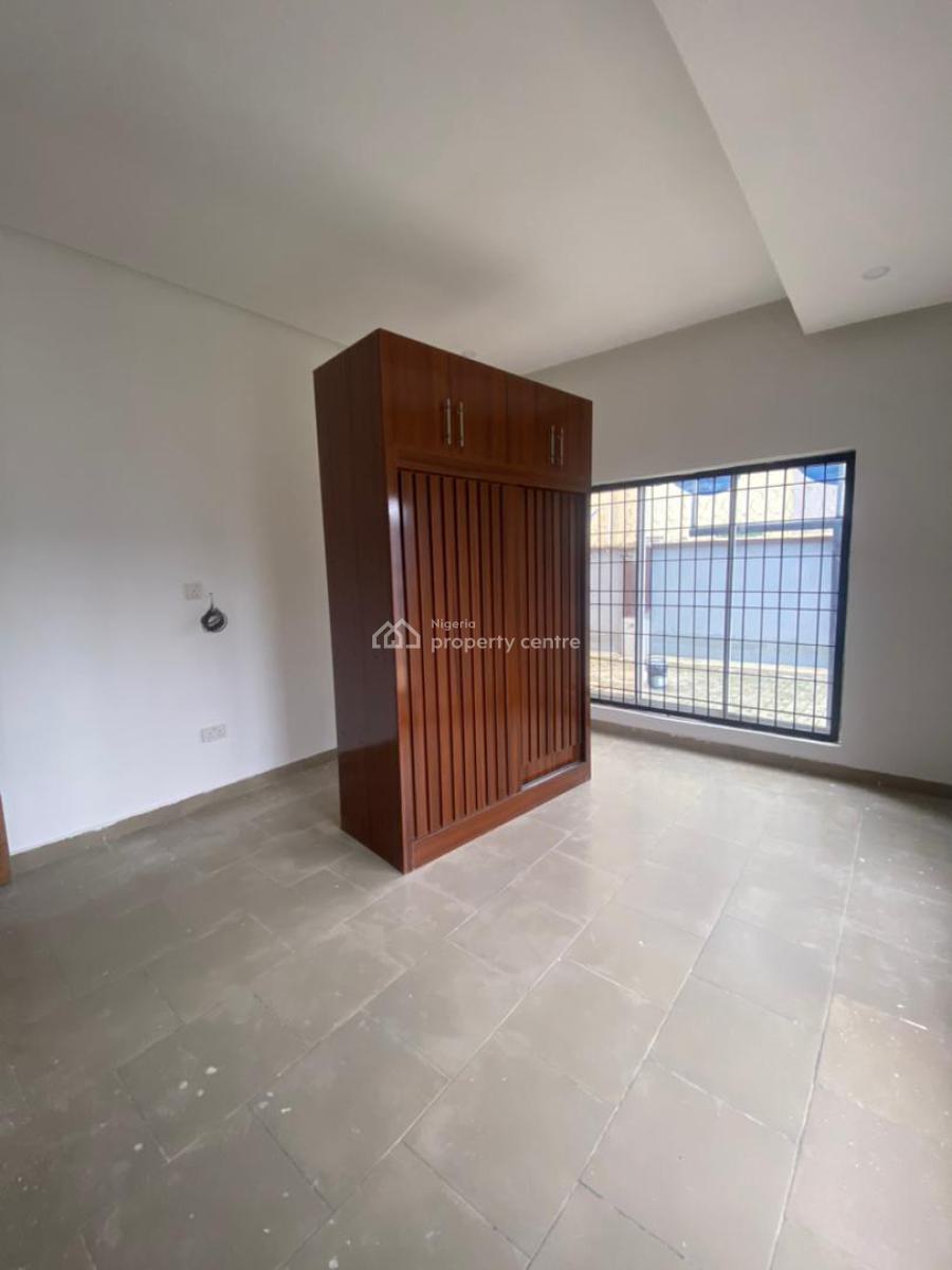 a Brand New Serviced & Spacious 3bedroom Flat + 1bq, Jahi District with a Well Secured Environment., Jahi, Abuja, Flat / Apartment for Rent