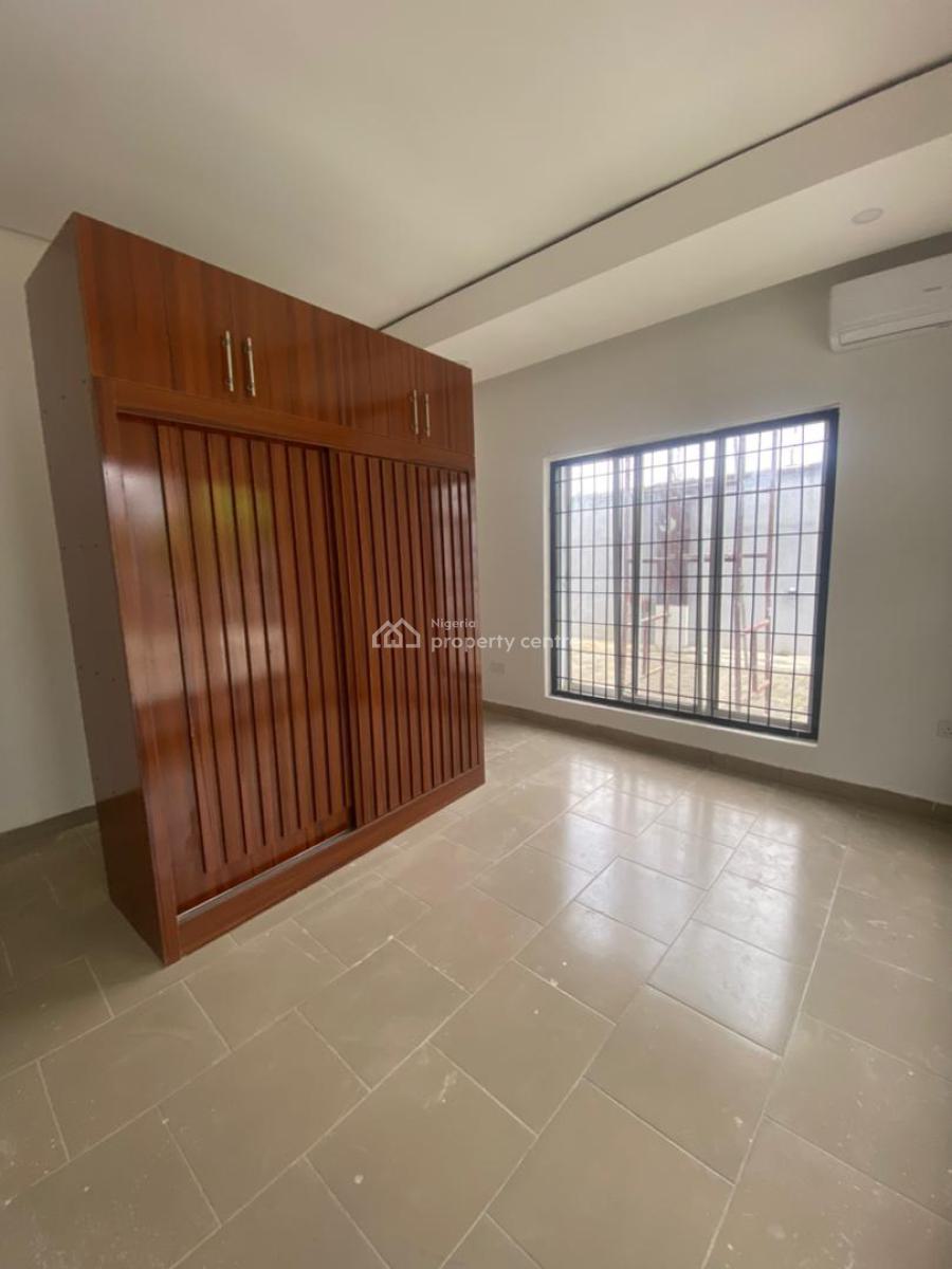 a Brand New Serviced & Spacious 3bedroom Flat + 1bq, Jahi District with a Well Secured Environment., Jahi, Abuja, Flat / Apartment for Rent