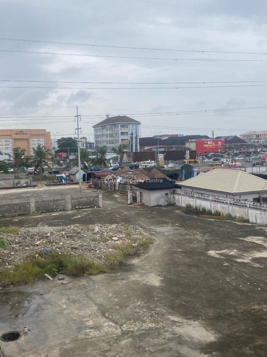 Serviced Selfcon with a/c in The Room, By Emadeb Energy Filling Station, Ologolo, Lekki, Lagos, Self Contain (single Rooms) for Rent
