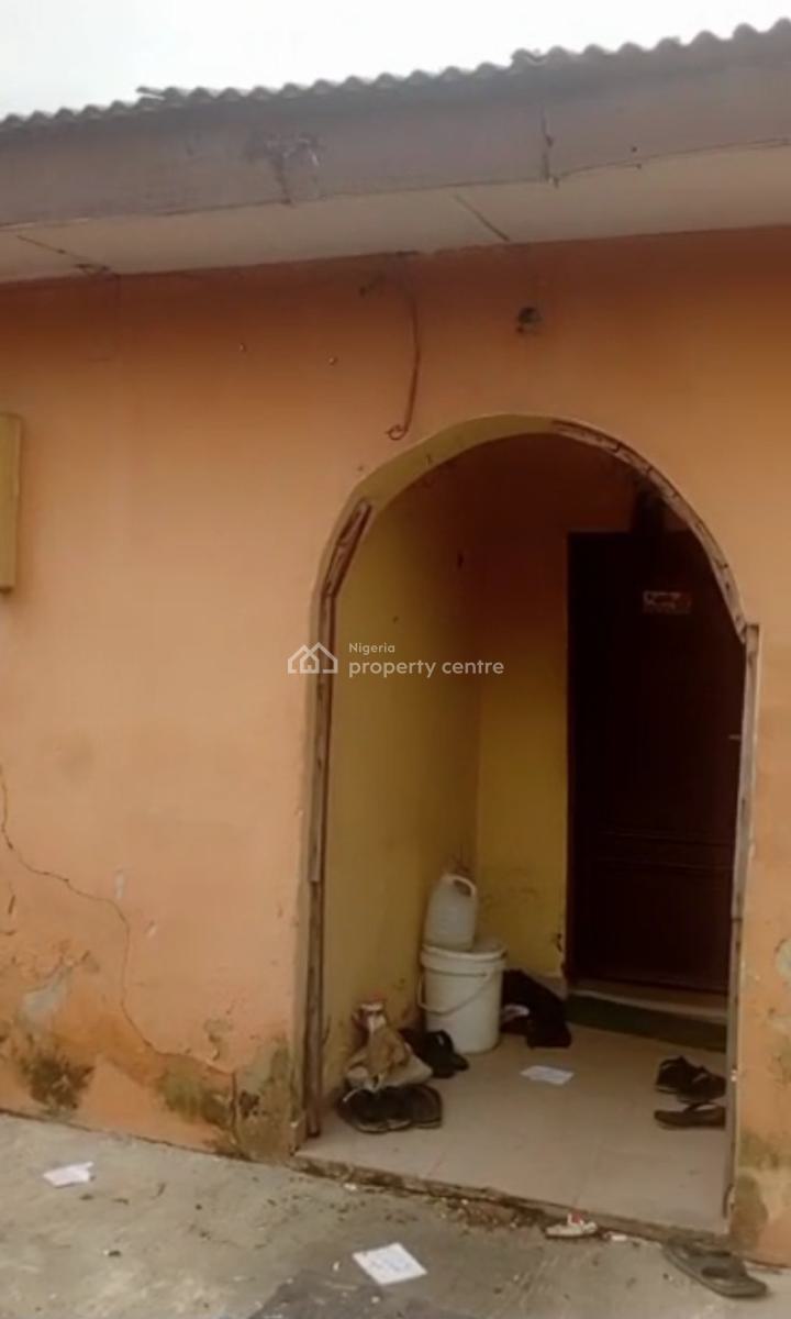 2 Bedroom Bungalow, Abraham Adesanya Estate Ajah Lekki, Ajah, Lagos, Semi-detached Bungalow for Sale