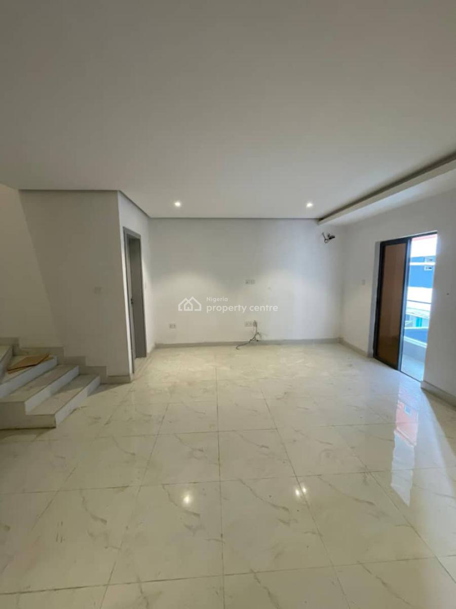 2 Bedroom Maisonette at Lekki Phase 1, Lekki Phase 1, Lekki, Lagos, Flat / Apartment for Rent