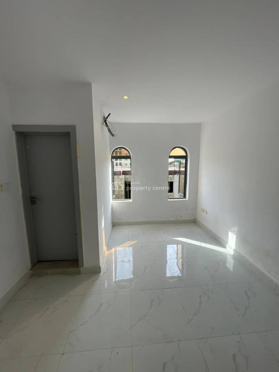 2 Bedroom Maisonette at Lekki Phase 1, Lekki Phase 1, Lekki, Lagos, Flat / Apartment for Rent