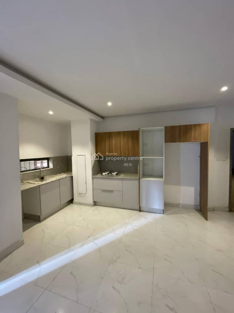 2 Bedroom Maisonette at Lekki Phase 1, Lekki Phase 1, Lekki, Lagos, Flat / Apartment for Rent