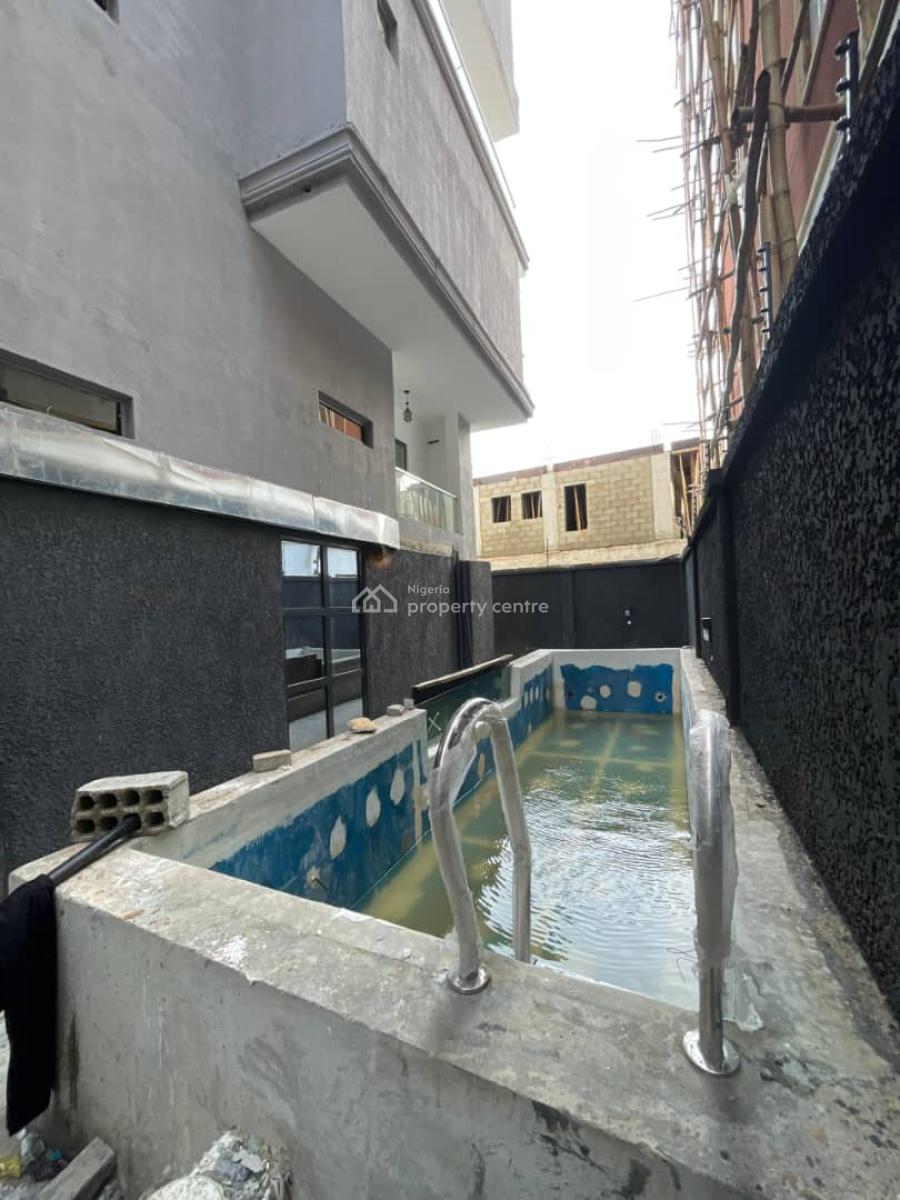 2 Bedroom Maisonette at Lekki Phase 1, Lekki Phase 1, Lekki, Lagos, Flat / Apartment for Rent