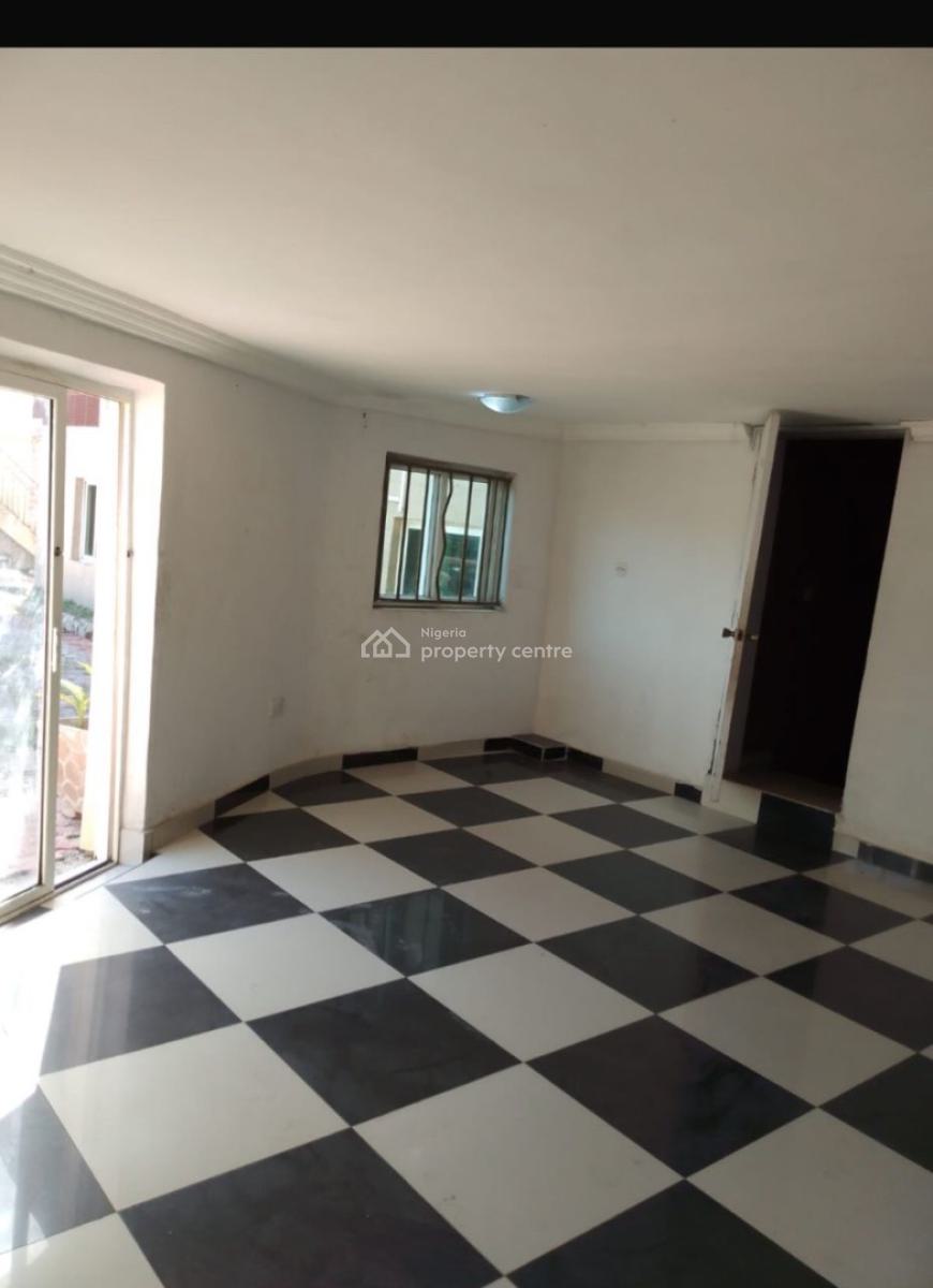 10 Units Apartment Comprises of 6nos of 3 Bedrooms + 4nos of 2 Bedroom, New Road, By Chevron, Lekki Expressway, Lekki, Lagos, Block of Flats for Sale