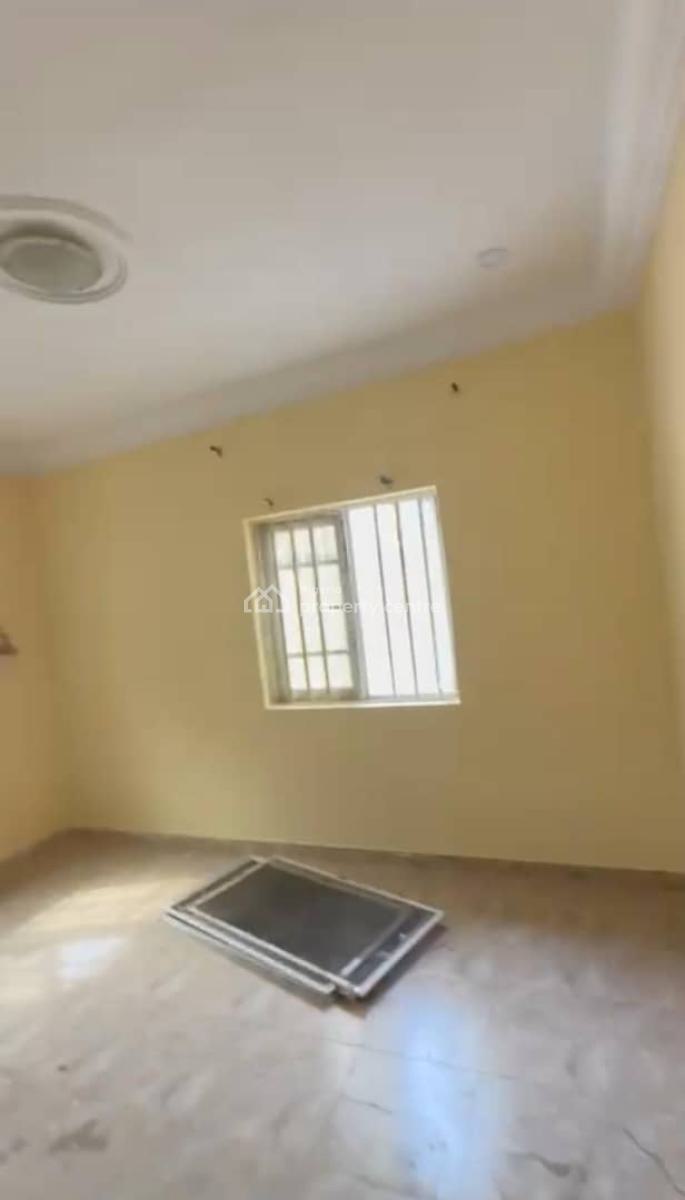 Lovely 2bedroom Flat, Ijesha, Surulere, Lagos, Flat / Apartment for Rent